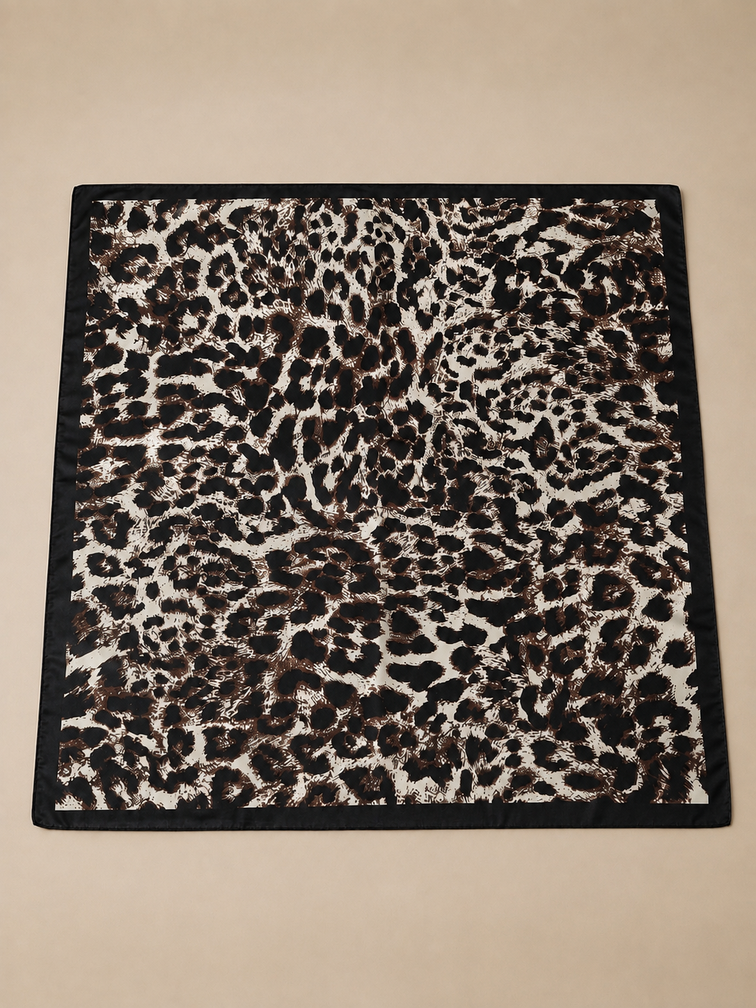 Leopar Desenli Kare Saten Fular
